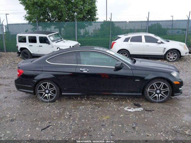 WDDGJ4HB0EG289247 Mercedes-Benz C-Class