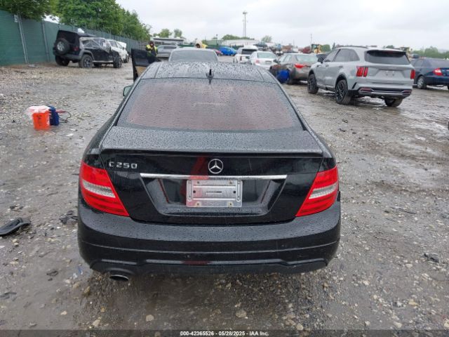 WDDGJ4HB0EG289247 Mercedes-Benz C-Class