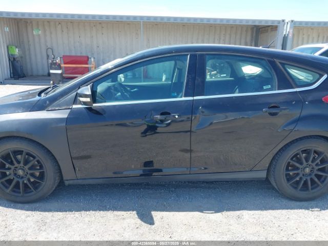 1FADP3N21HL268497 Ford Focus Titanium