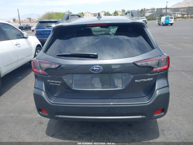 4S4BTADC6R3167738 Subaru Outback Premium