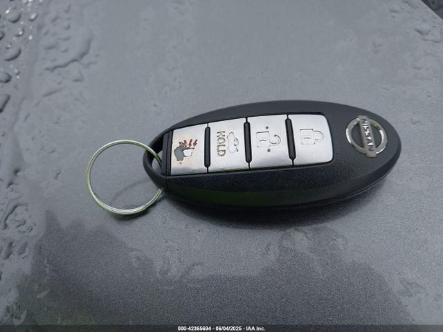 3N1AB7AP7HY286999 Nissan 2017