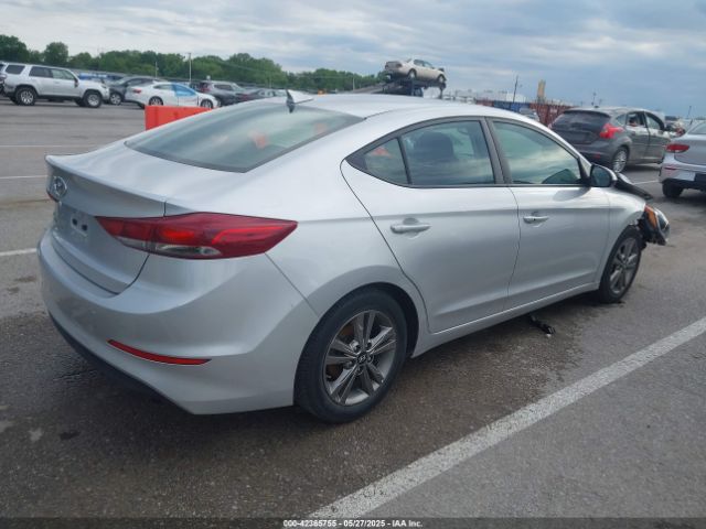 2018 HYUNDAI ELANTRA 5NPD84LF2JH217314 Photo 3
