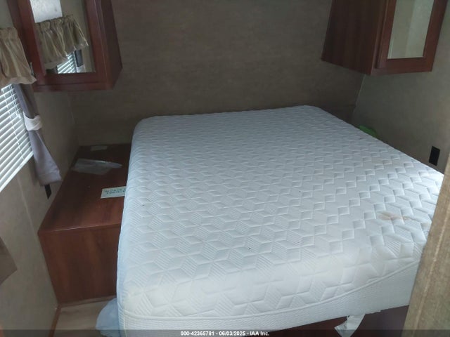 5ZT2AVXB4FB905976 Fore Striver Av