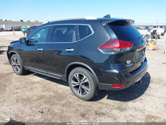 2018 NISSAN ROGUE JN8AT2MV9JW318392 Photo 2