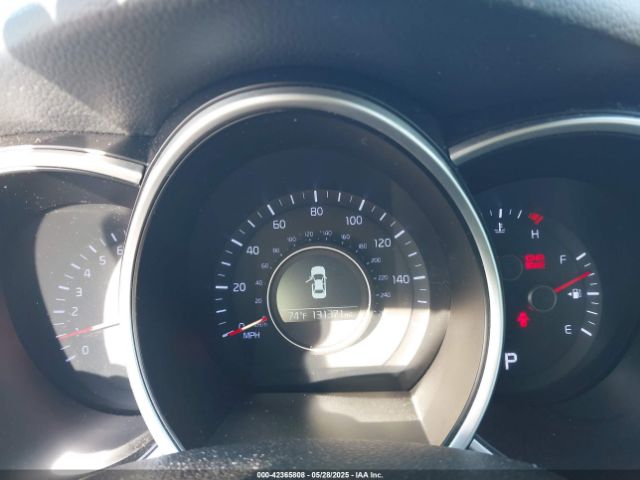KNAGM4A76F5660266 KIA Optima Lx
