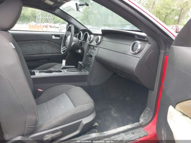 2009 FORD MUSTANG 1ZVHT80N195136252 Photo 4