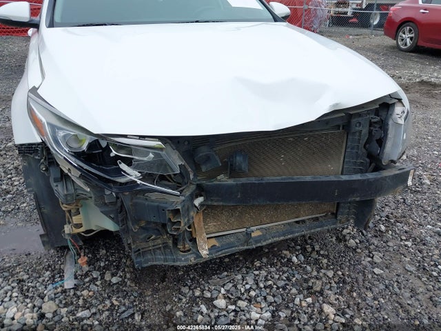 5XXGT4L33KG374235 KIA gdi