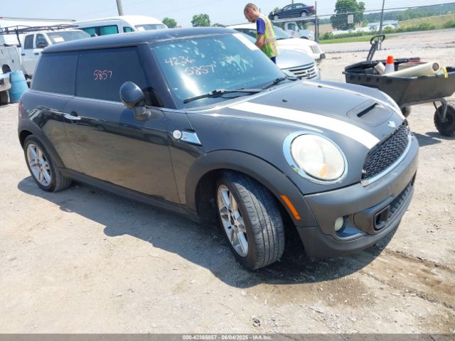 2011 MINI COOPER S WMWSV3C56BTY11965