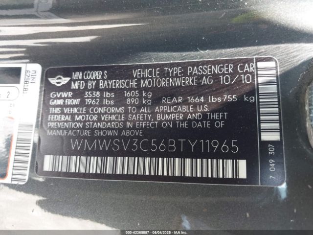 2011 MINI COOPER S WMWSV3C56BTY11965 Photo 8