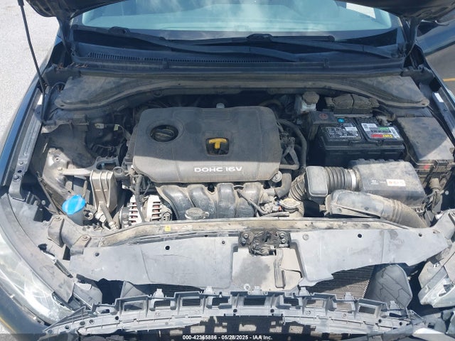 KMHD74LF0HU386679 Hyundai ELANTRA SE