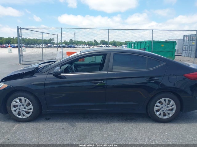 KMHD74LF0HU386679 Hyundai ELANTRA SE