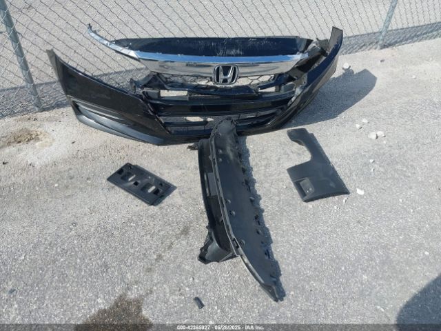 1HGCV1F10JA088811 Honda ACCORD LX