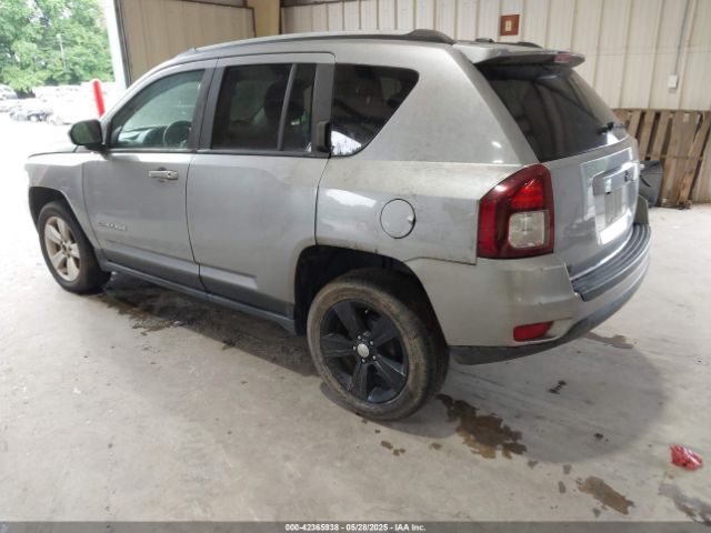 1C4NJCBA9GD621962 Jeep Compass Sport