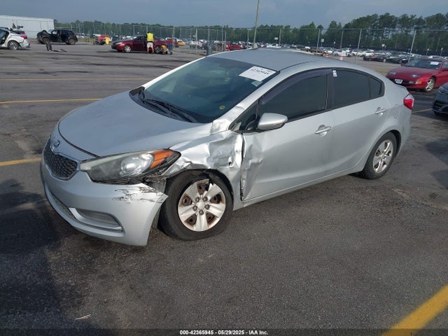 KIA FORTE LX 2015 KNAFX4A67F5370547 Image 2