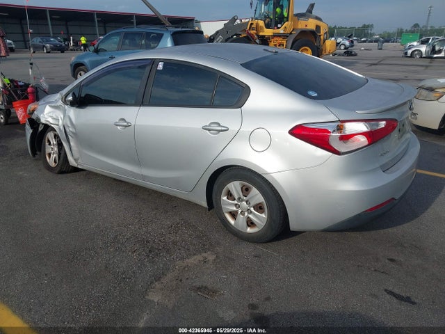 KIA FORTE LX 2015 KNAFX4A67F5370547 Image 3