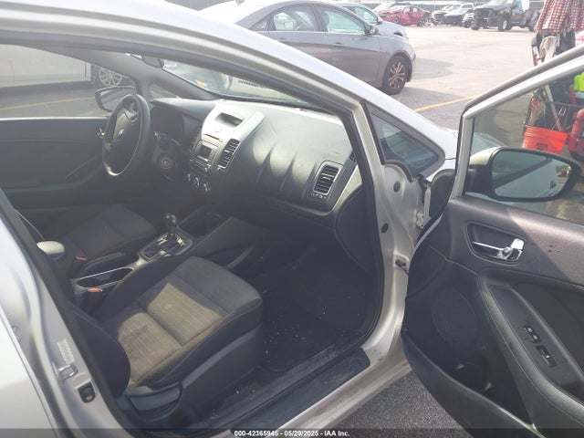 KIA FORTE LX 2015 KNAFX4A67F5370547 Image 5