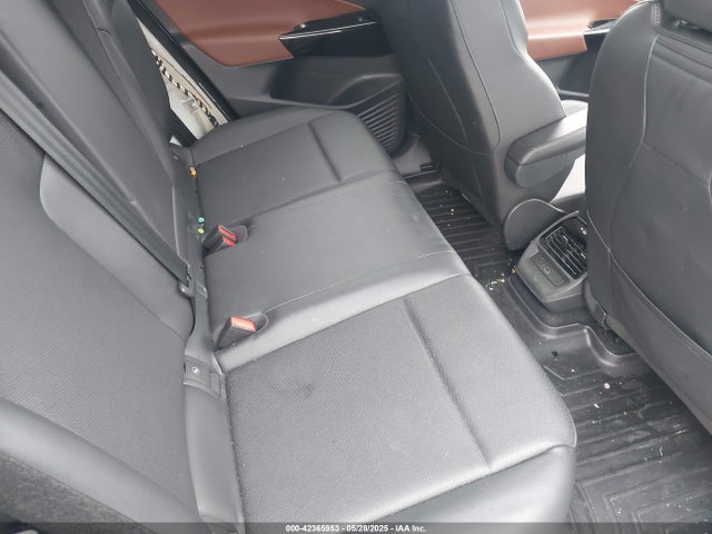 Volkswagen 2021 2021 WVGKMPE2XMP046329 Image 8