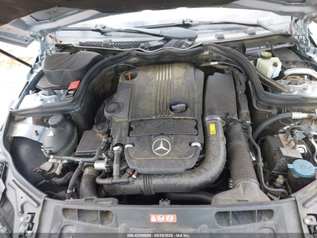 2013 MERCEDES-BENZ C 250 WDDGF4HB1DR241759 Photo 9