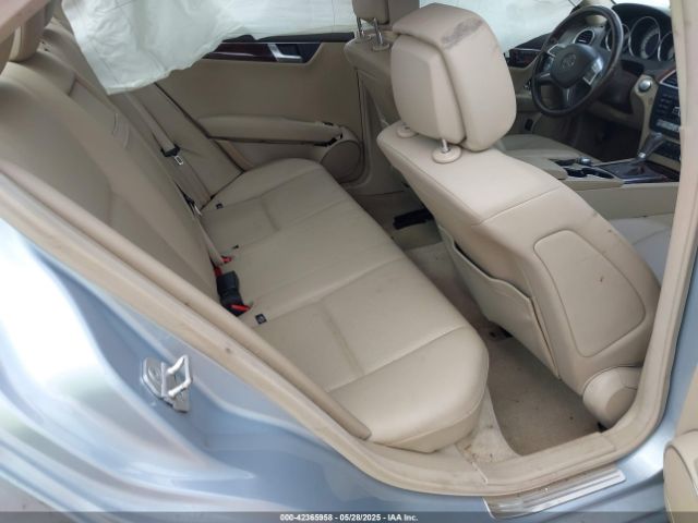 2013 MERCEDES-BENZ C 250 WDDGF4HB1DR241759 Photo 7