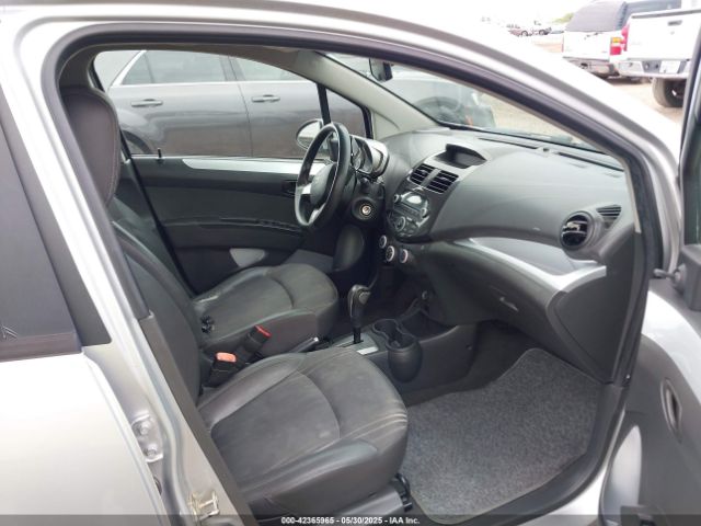 KL8CB6S9XFC740077 Chevrolet Spark Ls Cvt
