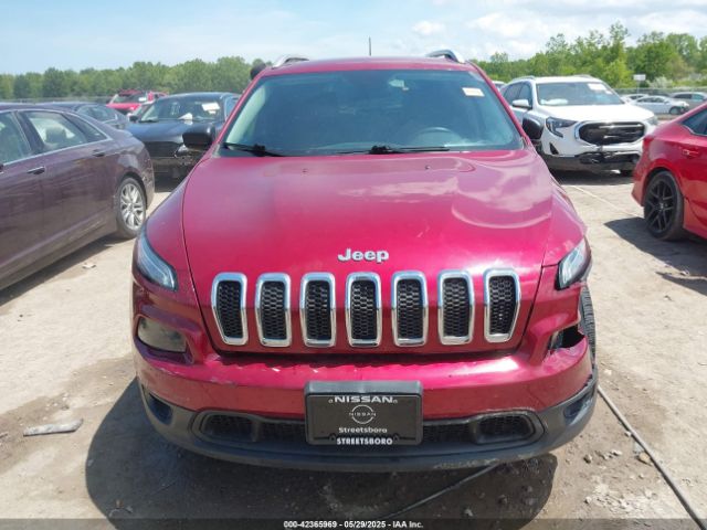 1C4PJLCB1HW662544 Jeep Cherokee Latitude Fwd