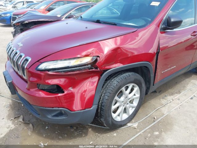 1C4PJLCB1HW662544 Jeep Cherokee Latitude Fwd