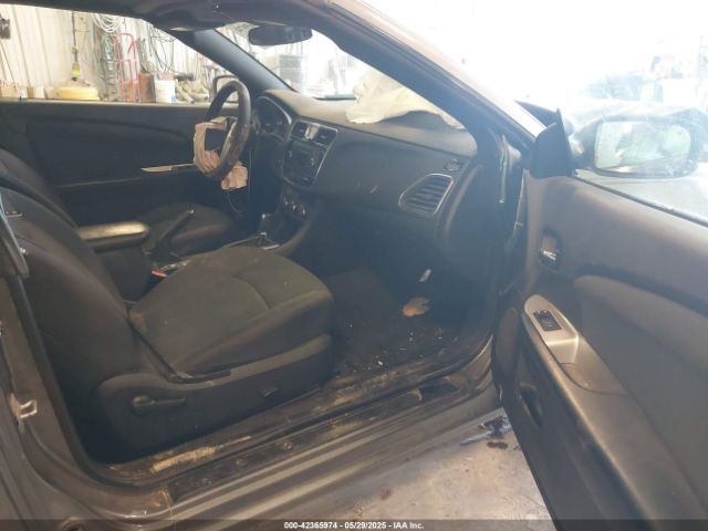 2012 CHRYSLER 200 1C3BCBEBXCN215578 Photo 4