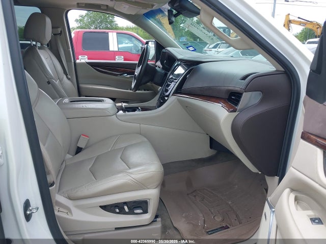 2016 CADILLAC ESCALADE ESV 1GYS4HKJ4GR154664 Photo 4
