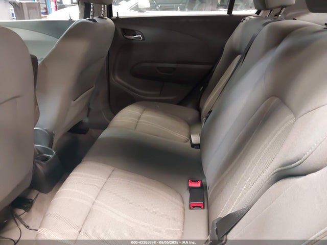 1G1JC5SH2F4197954 Chevrolet Sonic Lt Auto