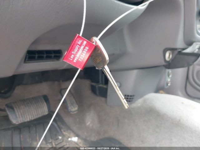 2000 TOYOTA TUNDRA 5TBRT3414YS009367 Photo 10
