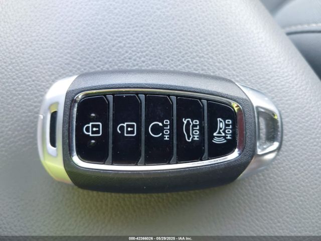 5NPLM4AG1MH051245 Hyundai ELANTRA SEL