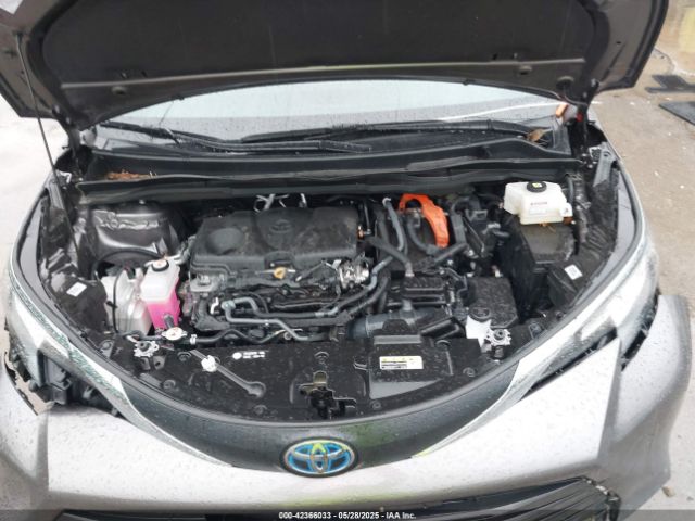 5TDKSKFC2PS103895 Toyota SIENNA LE