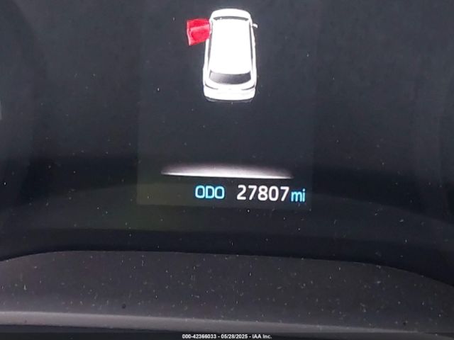 5TDKSKFC2PS103895 Toyota SIENNA LE