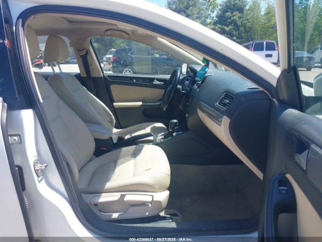 3VWD17AJ5FM233468 Volkswagen Jetta 1.8t Se