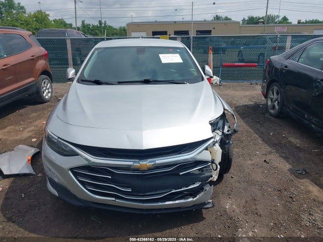 1G1ZD5ST1KF126621 Chevrolet MALIBU LT