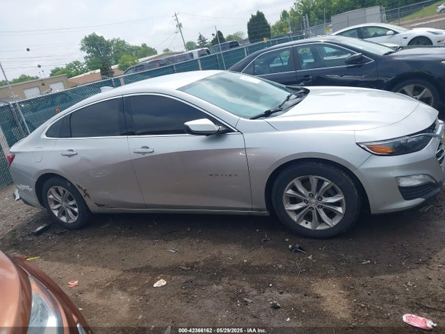 1G1ZD5ST1KF126621 Chevrolet MALIBU LT