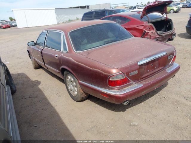 1998 JAGUAR XJ8 SAJKX624XWC820876 Photo 2