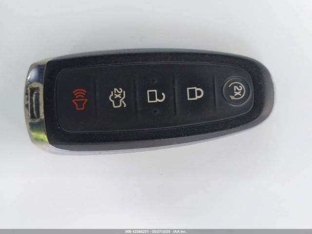 1FMCU9JX4EUA04520 Ford Escape Titanium