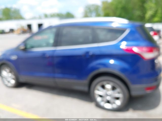 1FMCU9JX4EUA04520 Ford Escape Titanium