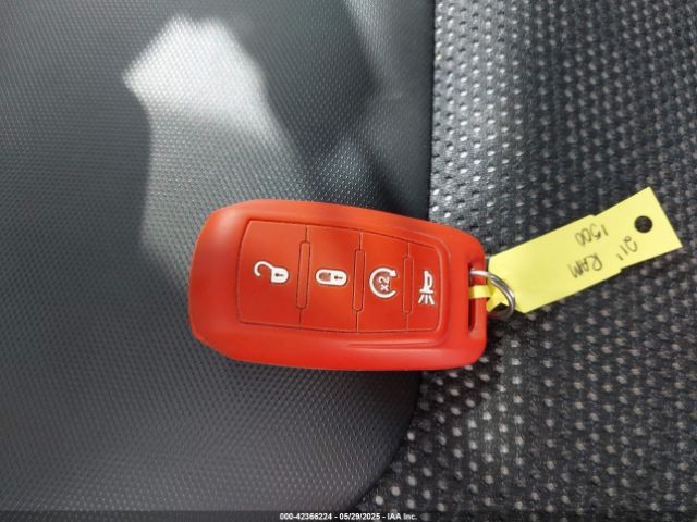 2021 RAM 1500 1C6SRFFT1MN669218 Photo 10