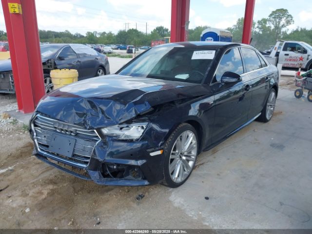 2018 AUDI A4 WAUENAF4XJA069245 Photo 1