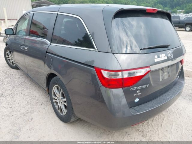 2013 HONDA ODYSSEY 5FNRL5H42DB038632 Photo 2