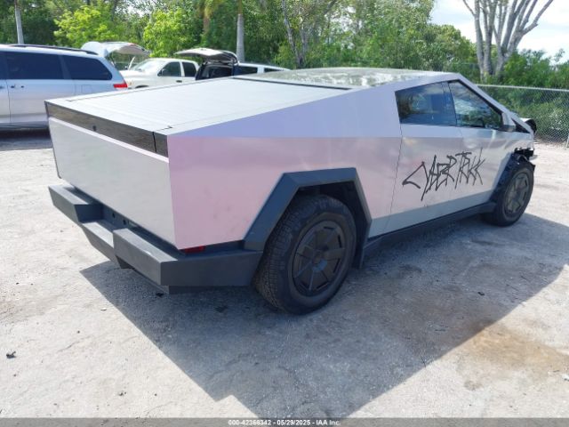7G2CEHED2RA050870 Tesla Cybertruck