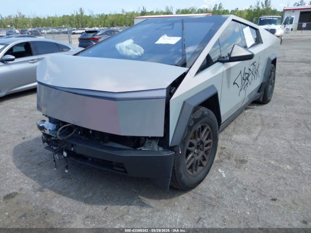 7G2CEHED2RA050870 Tesla Cybertruck