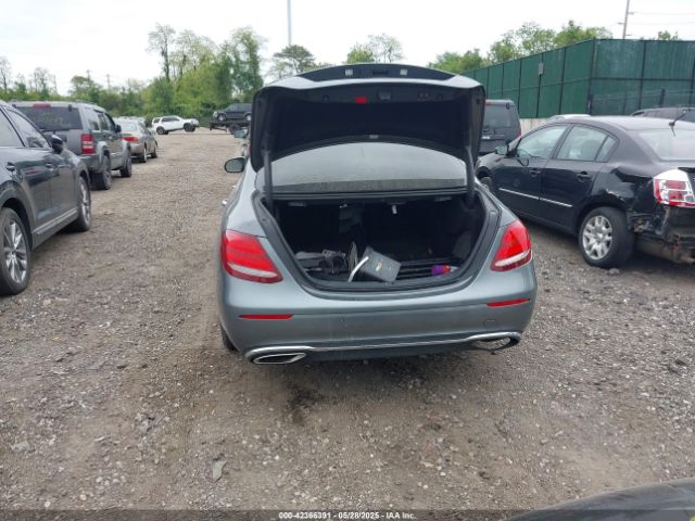WDDZF4KB9KA575468 Mercedes-Benz E 300 4matic