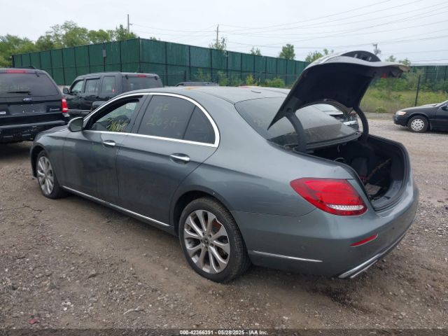 WDDZF4KB9KA575468 Mercedes-Benz E 300 4matic