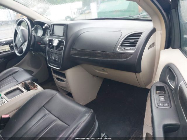 2C4RC1BG5ER304467 Chrysler Town & Country Touring