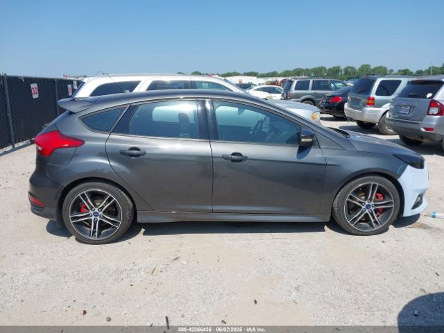1FADP3L98GL374380 Ford FOCUS ST