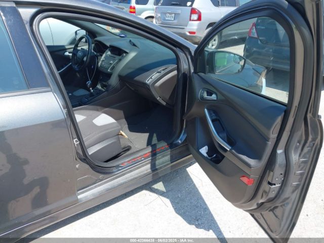 1FADP3L98GL374380 Ford FOCUS ST