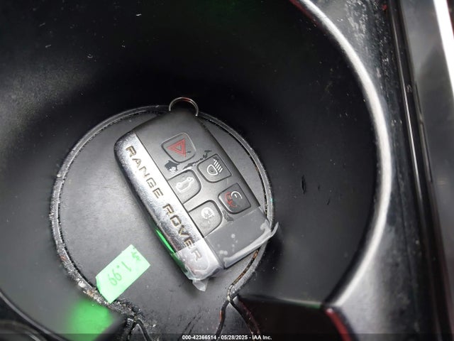 Land Rover supercharged lev2 ulev 2015 SALGS2TF1FA242781 Image 11
